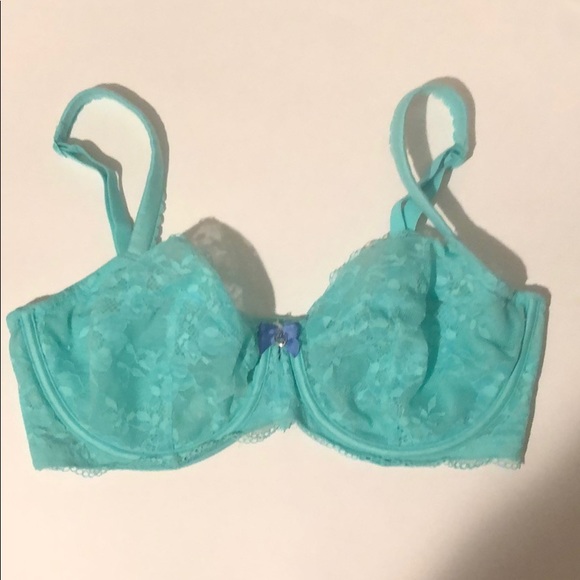 Victoria's Secret Other - Victoria’s Secret Unlined Demi Lace Bra Size 34DDD